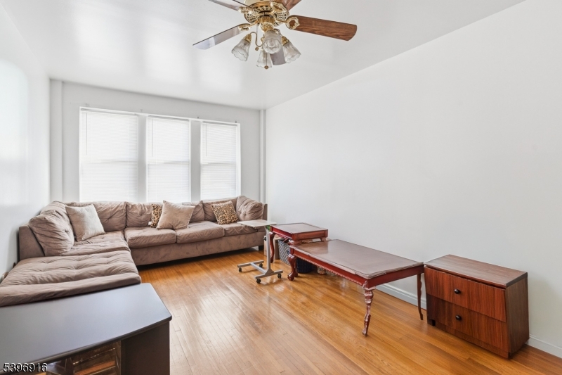 19-31 Lyons Ave #409, Newark City, NJ 07112