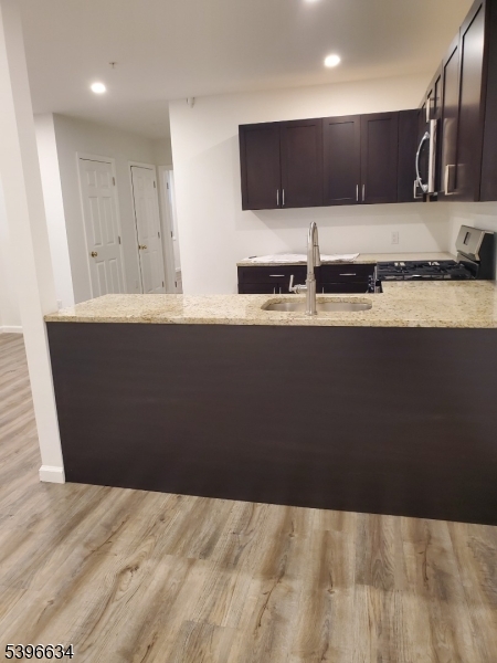 Wanaque Boro, NJ 07465,530 Ringwood Ave.  Apt. 1A