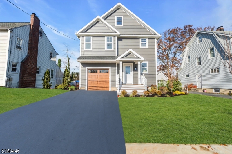 Madison Boro, NJ 07940,44 Brooklake Rd