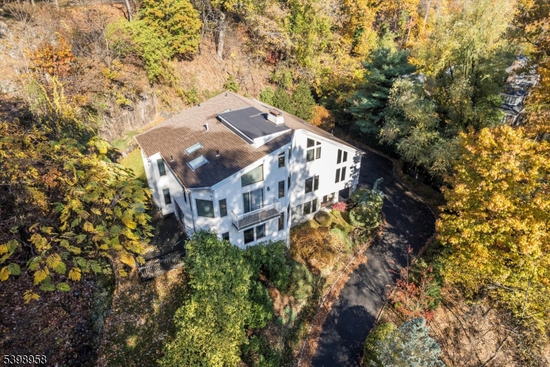 Montclair Twp., NJ 07043,43 Bradford Ave