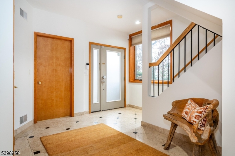 Montclair Twp., NJ 07043,43 Bradford Ave