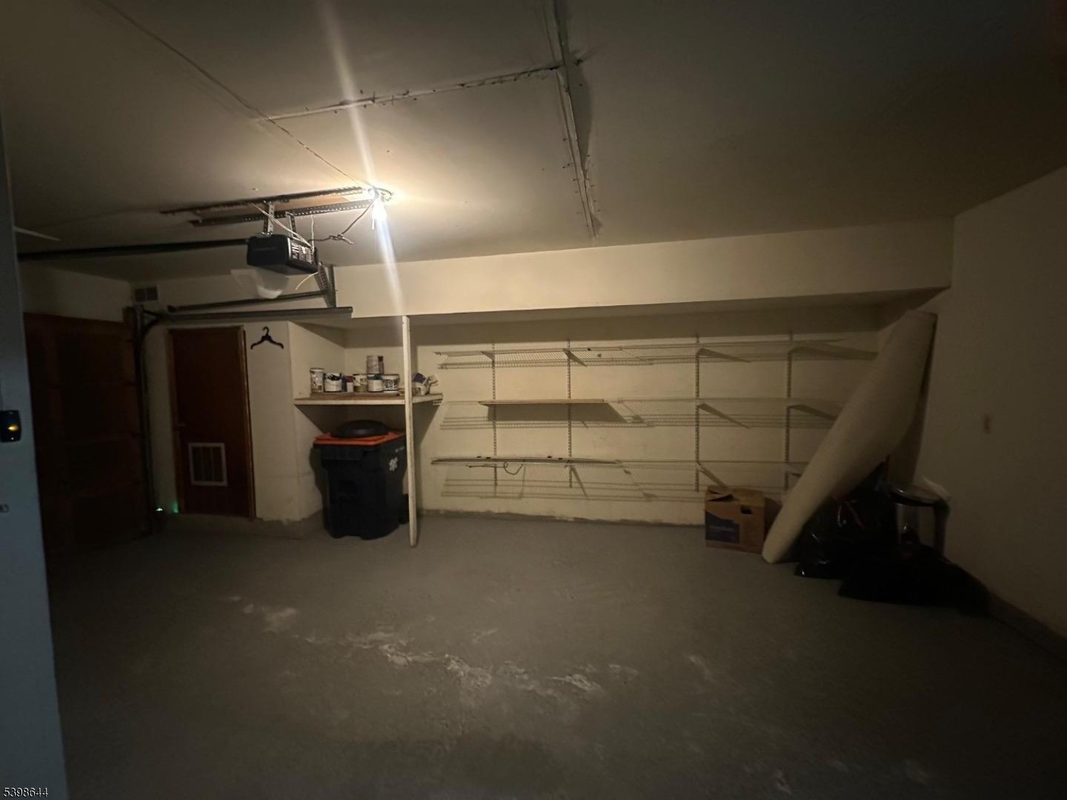 Raritan Twp., NJ 08822,212 Village Cmns