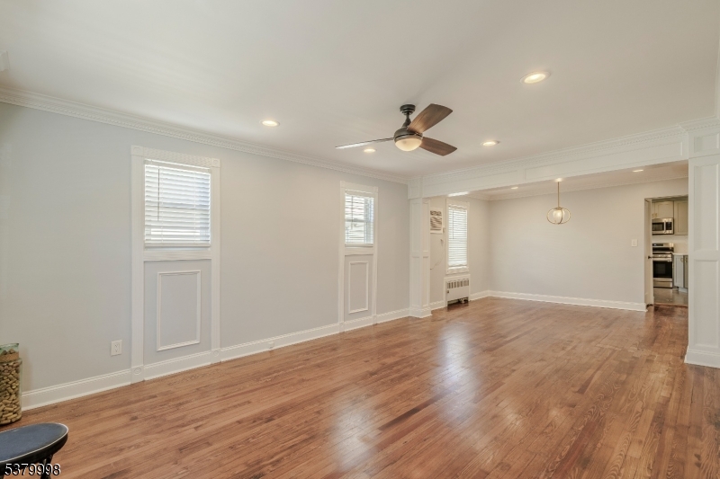 Linden City, NJ 07036,842 Erudo St