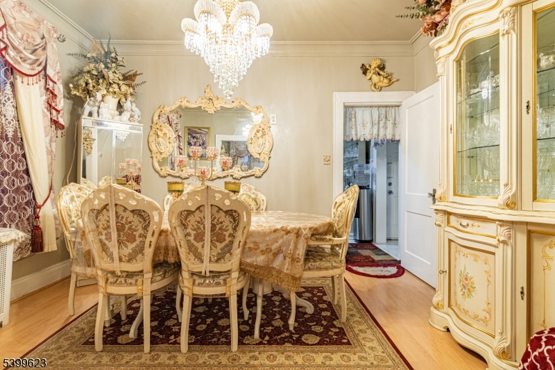 Newark City, NJ 07107,386 N 11Th St