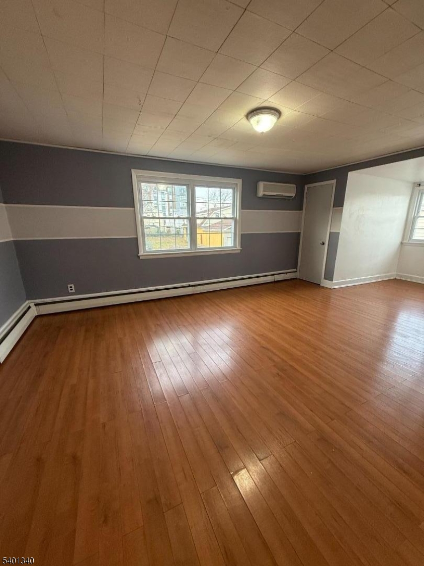 Carteret Boro, NJ 07008,46 Locust St