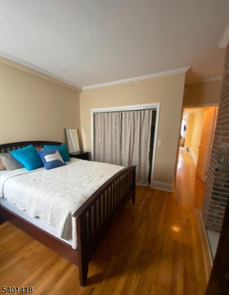 Jersey City, NJ 07302,208 Washington St #2A