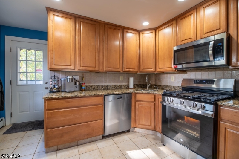 Ringwood Boro, NJ 07456,30 Voorhis Pl