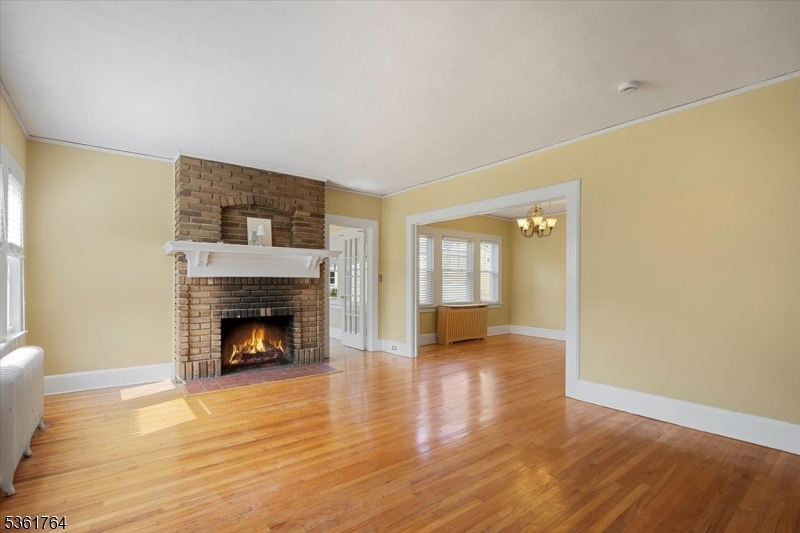 Montclair Twp., NJ 07043,422 Valley Rd