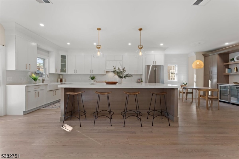 Westfield Town, NJ 07090,834 Tice Pl