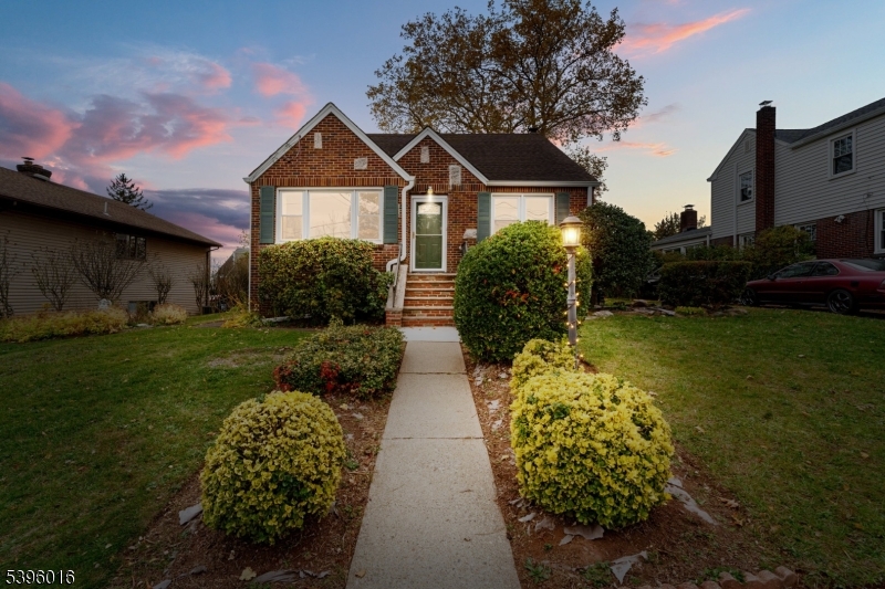 Clifton City, NJ 07011,31 Rollins Ave