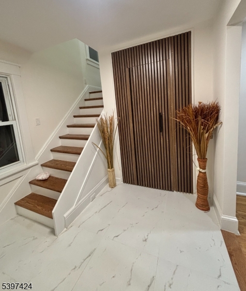 Little Falls Twp., NJ 07424,96 Montclair Ave