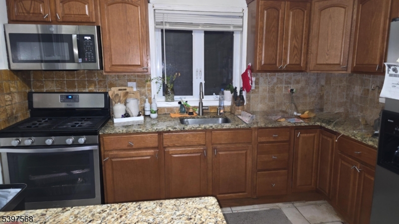 Clifton City, NJ 07011,106 Knapp Ave