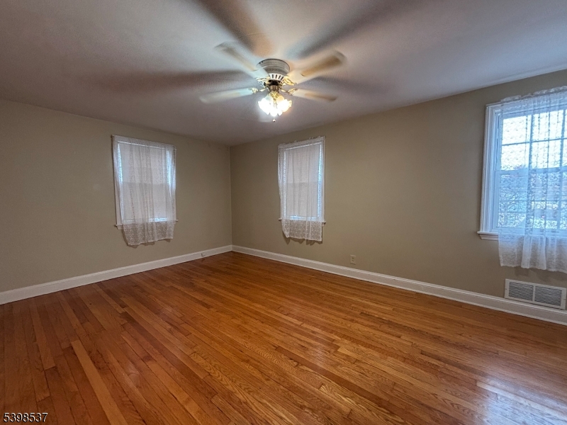 Rahway City, NJ 07065,434 W Inman Ave