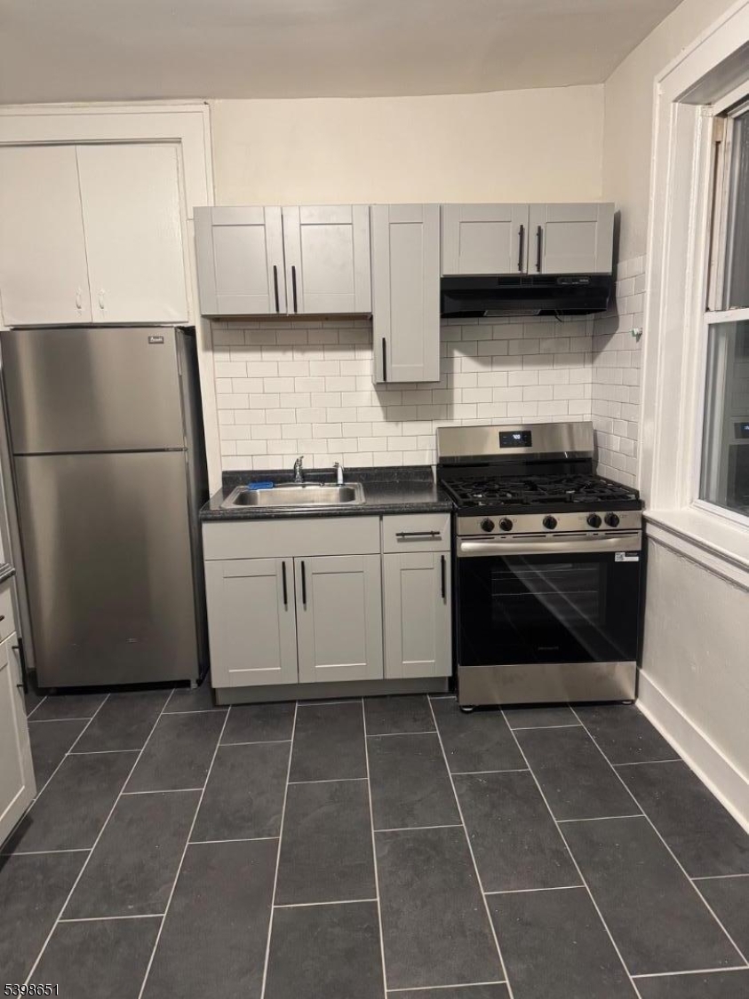 City Of Orange Twp., NJ 07050,348 Central Ave #6