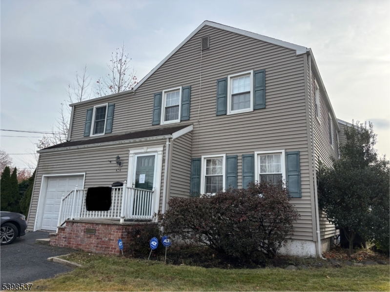 434 W Inman Ave, Rahway City, NJ 07065