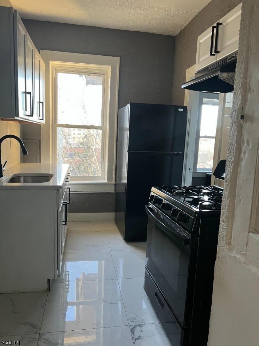 Plainfield City, NJ 07060,715 Arlington Ave #5A