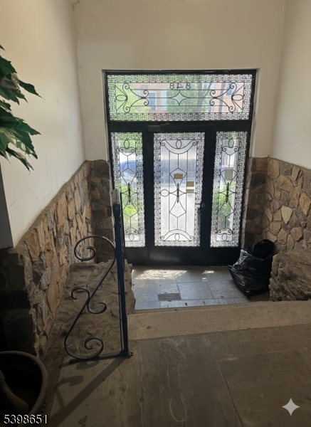 City Of Orange Twp., NJ 07050,348 Central Ave #6