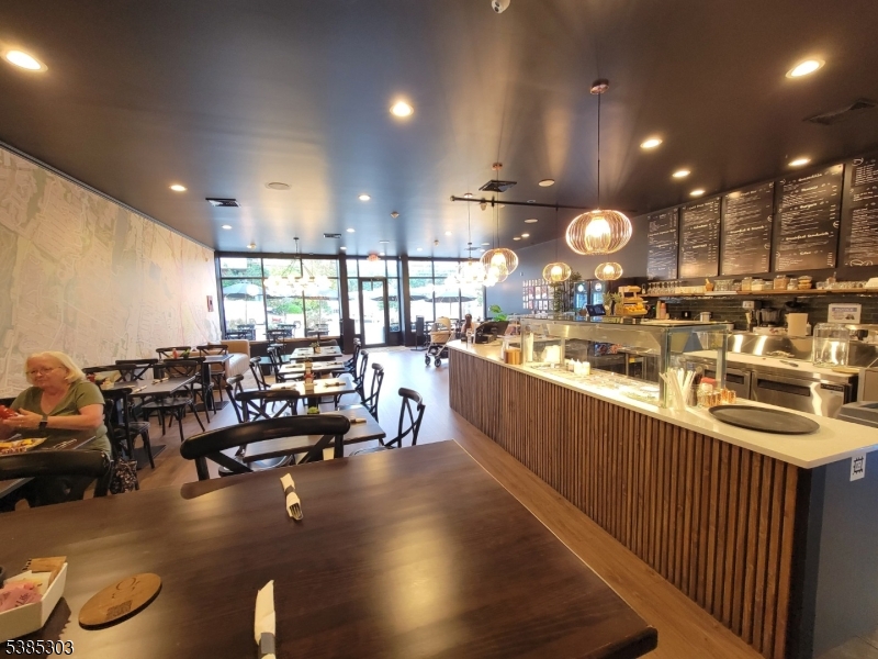 Cedar Grove Twp., NJ 07009,509 Pompton Ave