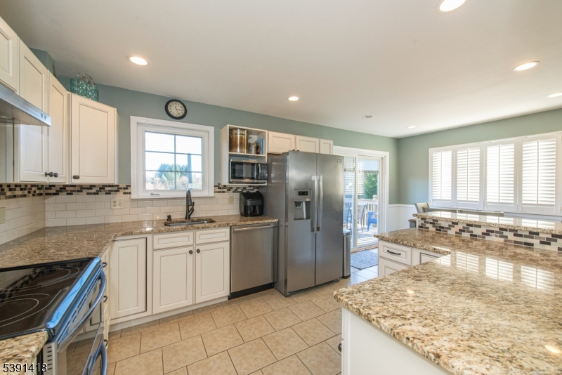 Washington Twp., NJ 07840,13 Church Rd