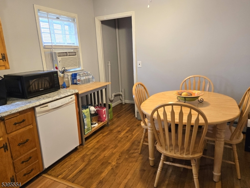 Roxbury Twp., NJ 07850,547 Atlas Rd