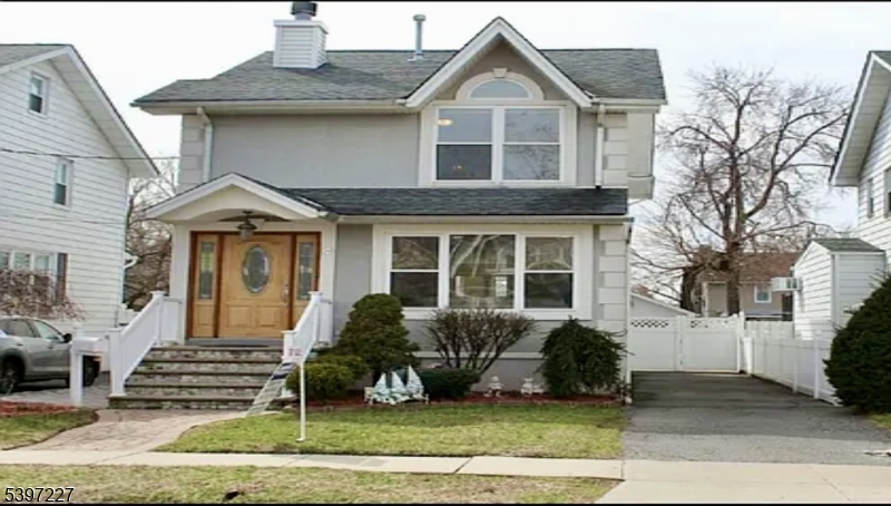 498 6Th Ave, Lyndhurst Twp., NJ 07071