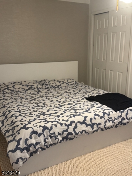 Kearny Town, NJ 07032,89 Ivy St