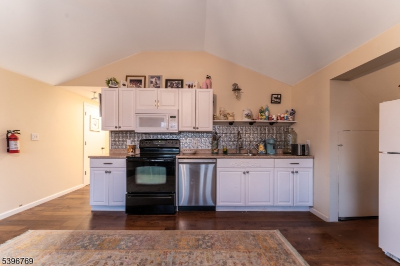 East Amwell Twp., NJ 08551,231 Wertsville Rd