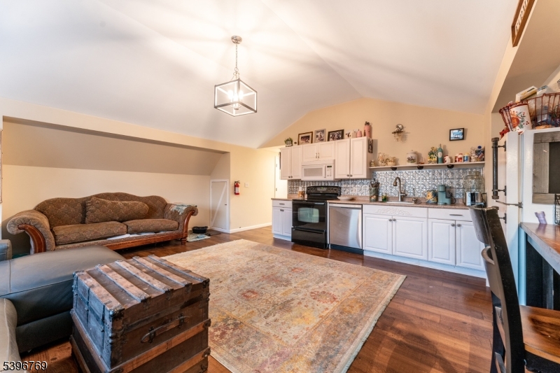 East Amwell Twp., NJ 08551,231 Wertsville Rd