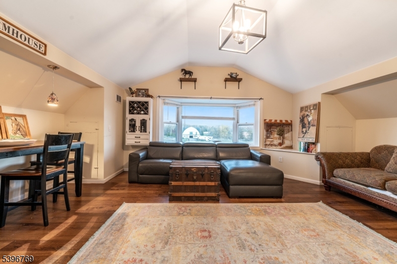 East Amwell Twp., NJ 08551,231 Wertsville Rd