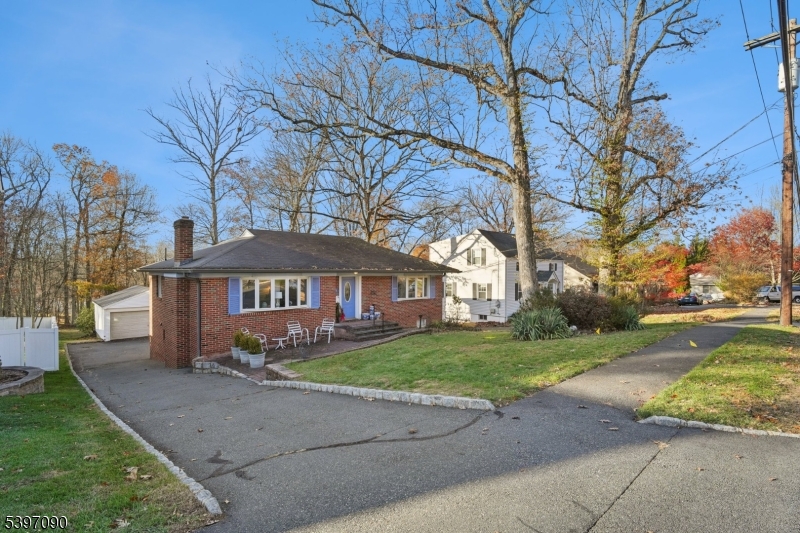 29 Sycamore Ave, Livingston Twp., NJ 07039