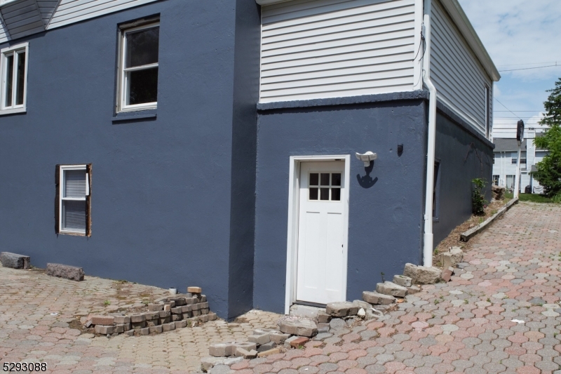 Hamburg Boro, NJ 07419,55 Route 23 UNIT 2