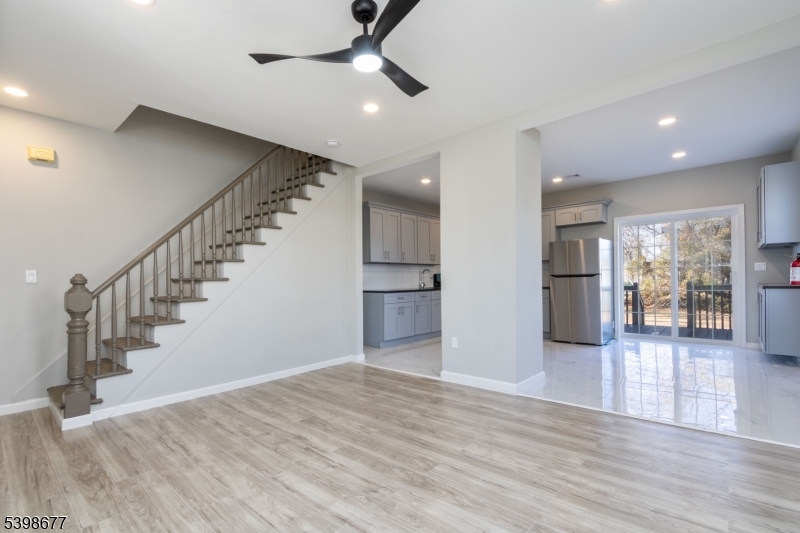 South Bound Brook Boro, NJ 08880,52 Elizabeth St