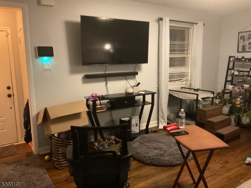 Irvington Twp., NJ 07111,47 Dupont Pl