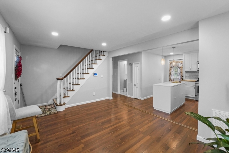 North Plainfield Boro, NJ 07063,639 Parkview Ave