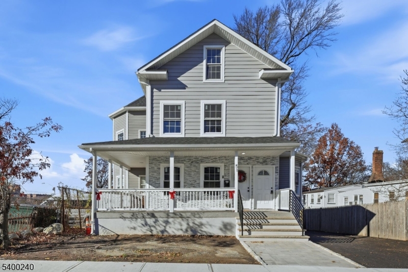 51 N Maple Ave, East Orange City, NJ 07017