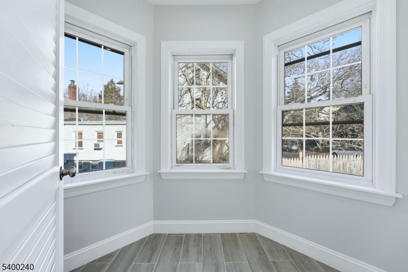 East Orange City, NJ 07017,51 N Maple Ave