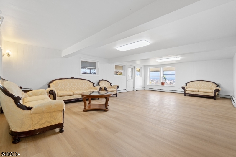 Haledon Boro, NJ 07508,14 Ford Rd #2