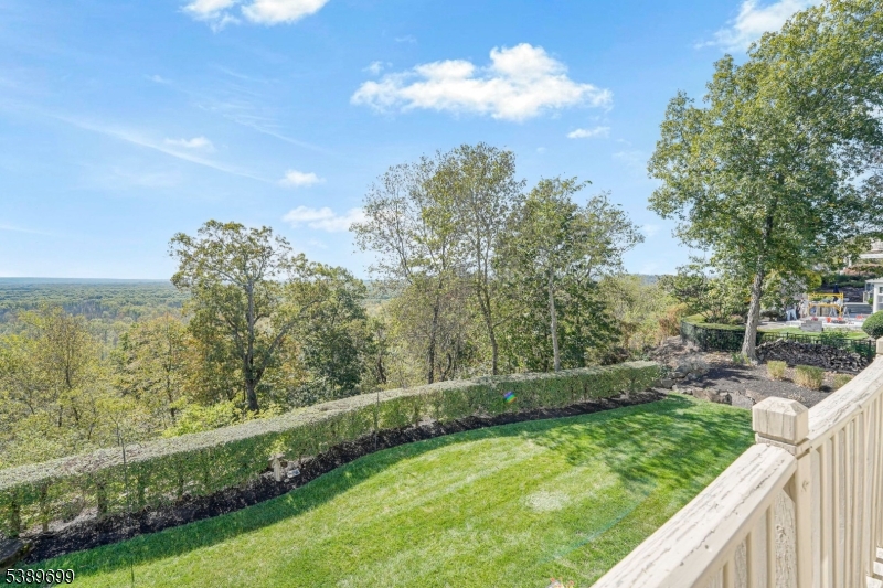 Lincoln Park Boro, NJ 07035,35 Rosenbrook Dr