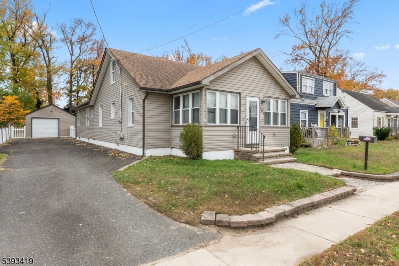 158 9Th St, Hazlet Twp., NJ 07734