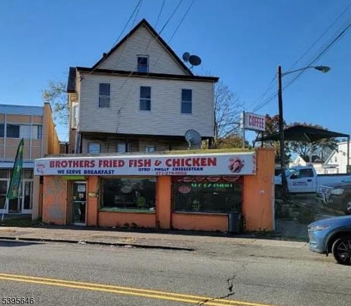 846-848 Market St, Paterson City, NJ 07513