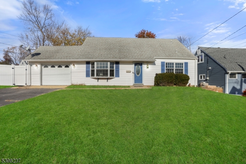 24 Frederick Ave, Woodbridge Twp., NJ 07067