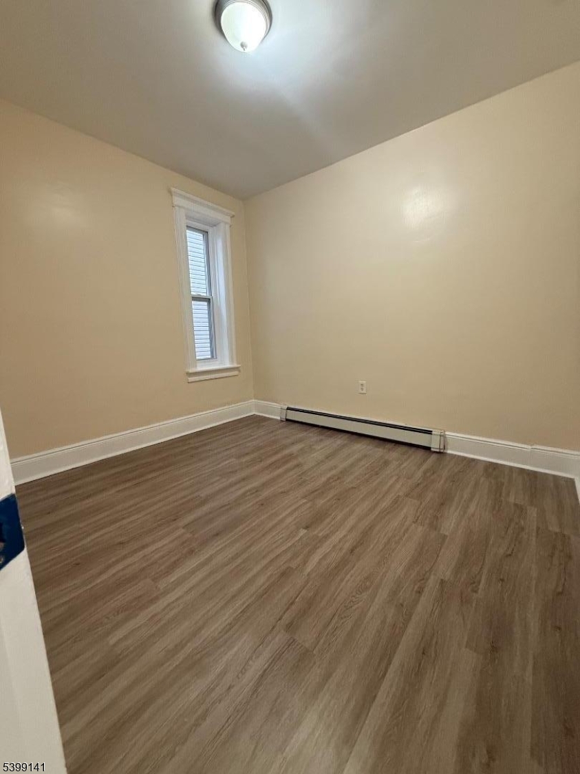 Jersey City, NJ 07304,310 Ege Ave