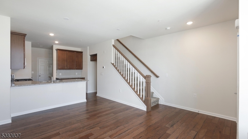 Somerville Boro, NJ 08876,93 Robeson St