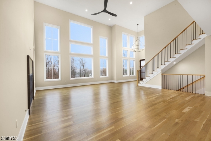 Warren Twp., NJ 07059,10 Twin Brooks Ct