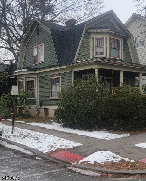 201 Hardwick St, Belvidere Twp., NJ 07823