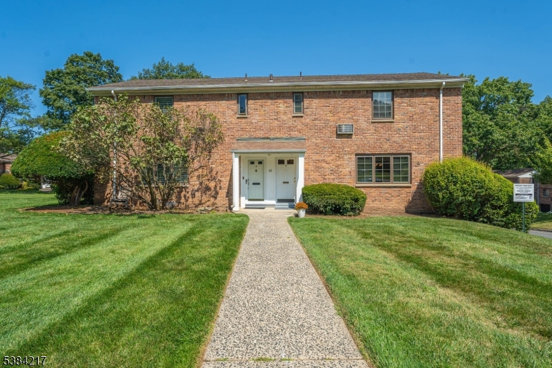 85B Troy Dr, Springfield Twp., NJ 07081