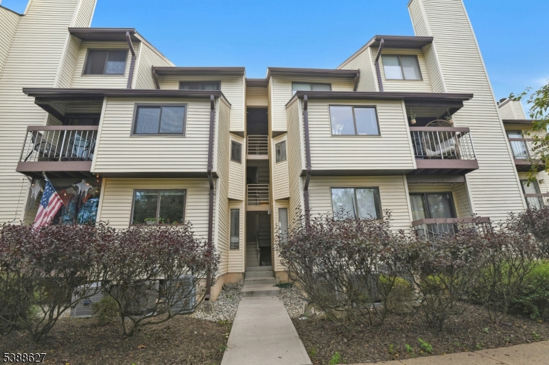 Hillsborough Twp., NJ 08844,3011 Revere Ct #3011