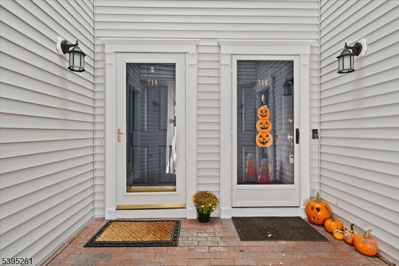 Denville Twp., NJ 07834,714 Buckland Ct