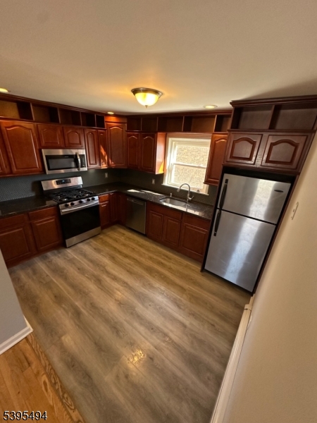 Montclair Twp., NJ 07042,97 Walnut St #1