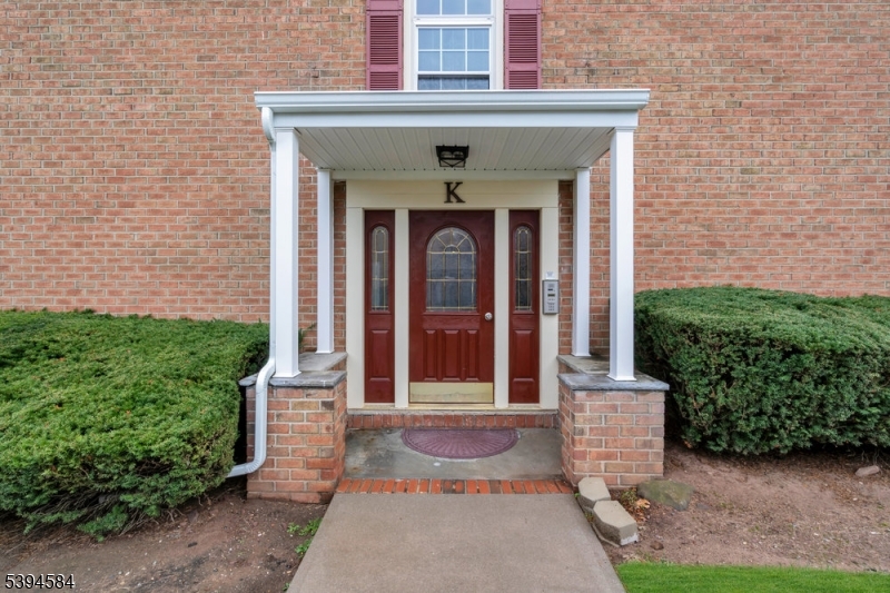 Clifton City, NJ 07013,605 Grove St #4